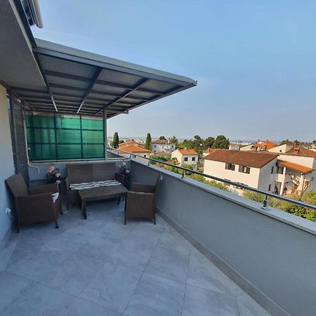 Apartment Sara Умаг Экстерьер фото