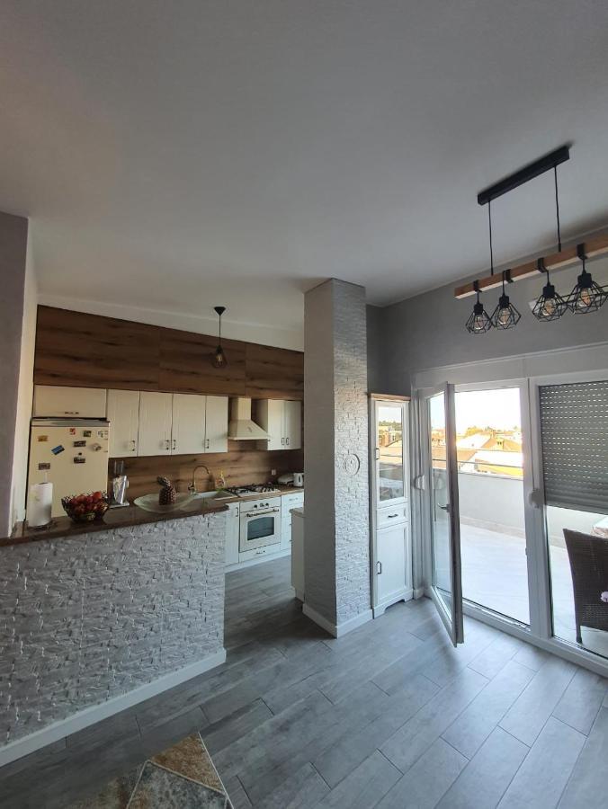 Apartment Sara Умаг Экстерьер фото